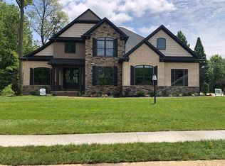 6177 Foxwood Ct, Newburgh, IN 47630