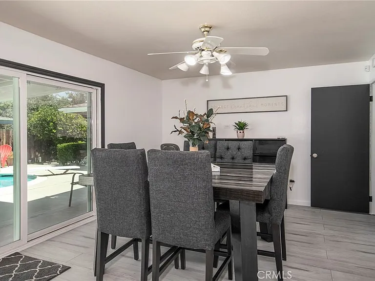 25050 Lawton Ave — Photo 7