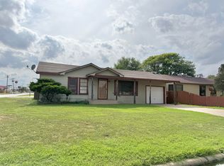 601 Wayland St, Plainview, TX 79072