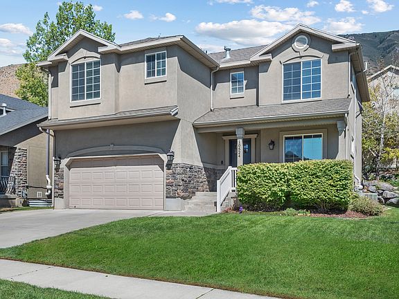 2nd image of 10524 N Sugarloaf Dr