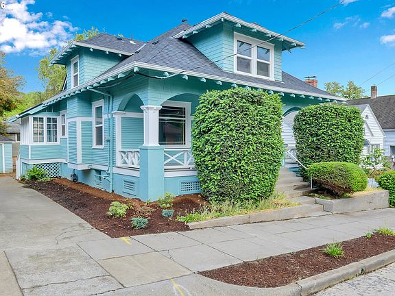 3rd image of 316 SE 31st Ave