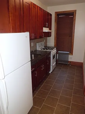 Rented by Maximus Realty Group | media 7