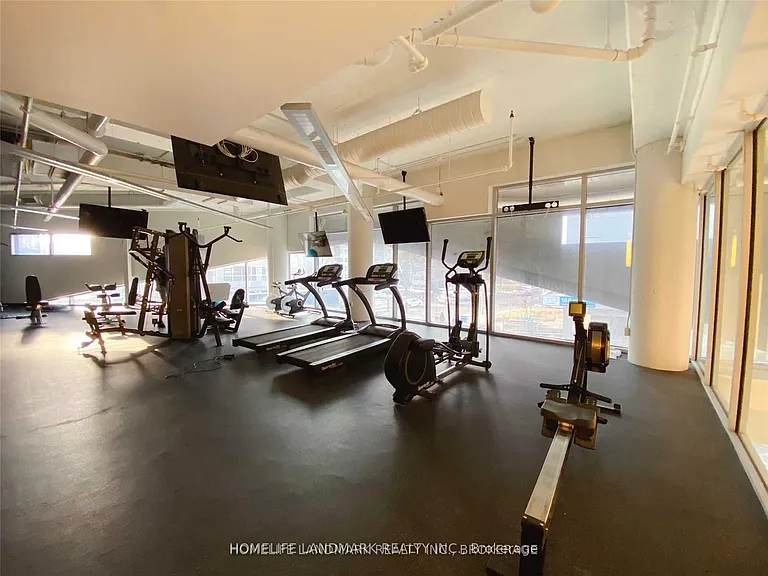 158 King St N #2201 — Photo 25