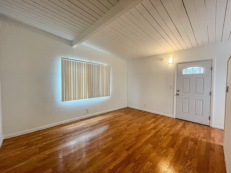 14830 Chadron Ave — Photo 12
