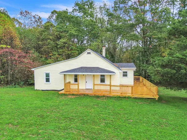 167 Rome Dr, Hillsville, VA 24343