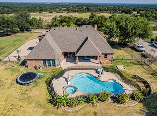 212 Muir Rd, Aledo, TX 76008