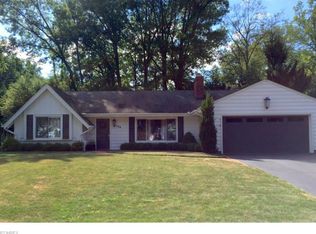 136 Pembroke Rd, Akron, OH 44333