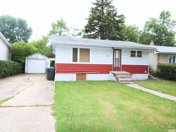 92 Irwin AVENUE, Yorkton, SK S3N 2G9