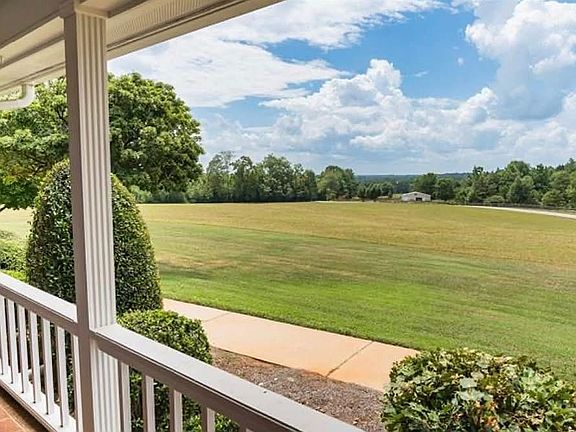 5th image of 312 Lister Rd