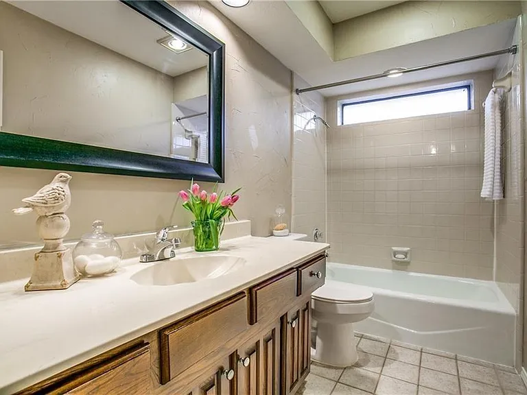 249 Simmons Dr — Photo 26