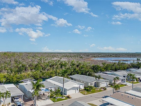 3rd image of 17571 Canal Cove Ct