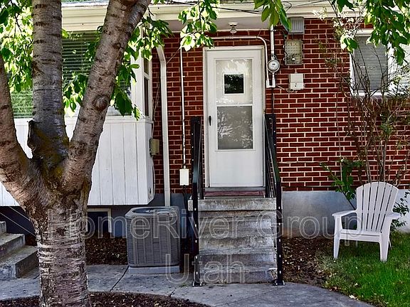 3rd image of 2825 S Connor St APT 2