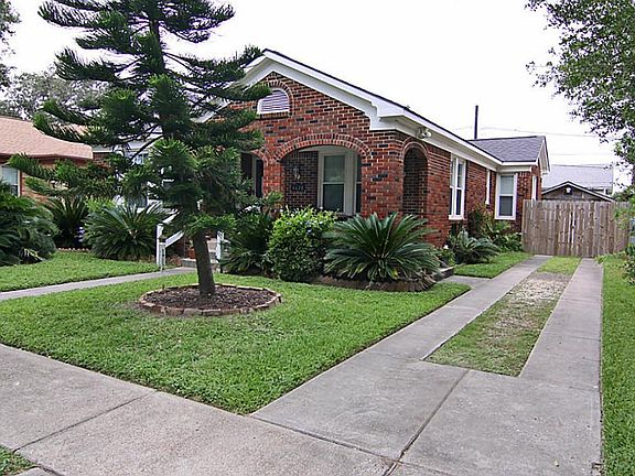 2nd image of 4828 Wharton Dr