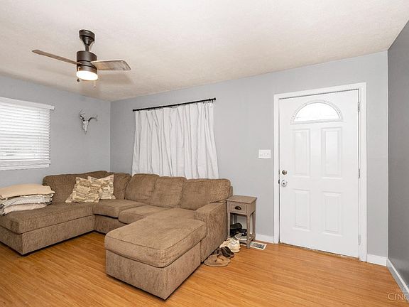 3rd image of 102 W Home Ave