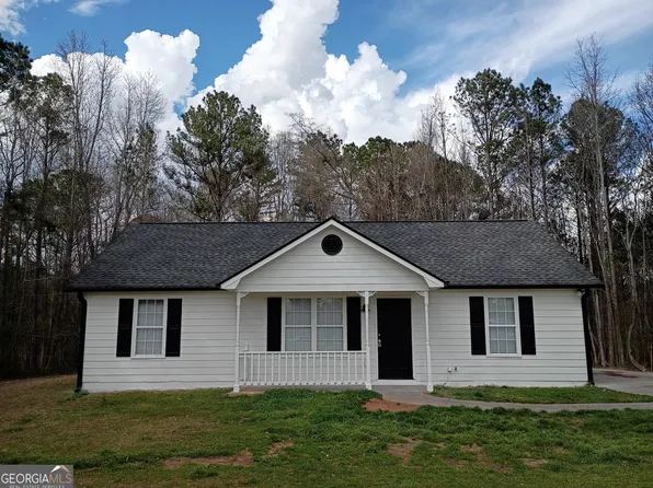 218 Pope Hill Cir, Senoia, GA 30276