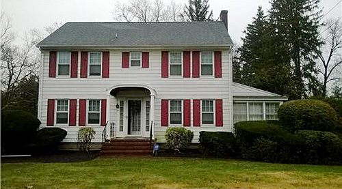 2nd image of 40 Main St