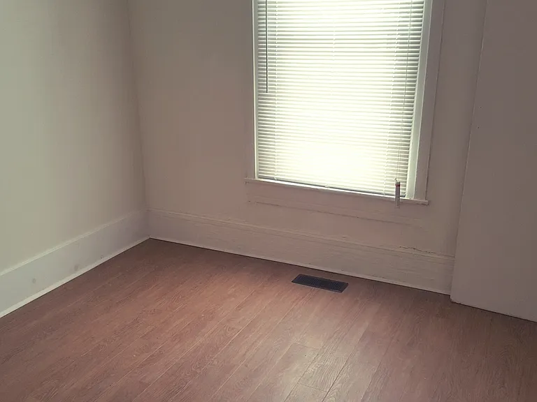 2707 S Madison St #4 — Photo 6