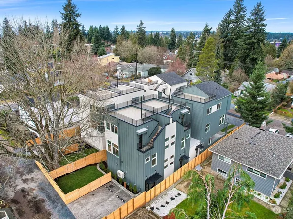 1209 NE 97th Street #B, Seattle, WA 98115