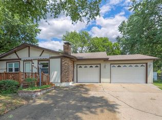 504 W Larry Cir, Independence, MO 64050
