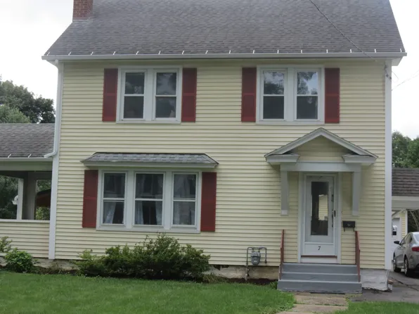 7 N Elizabeth St, Dansville, NY 14437