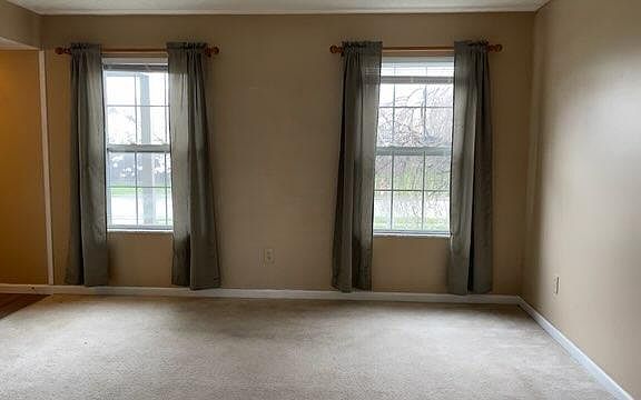 5th image of 2408 Bainstone Ct