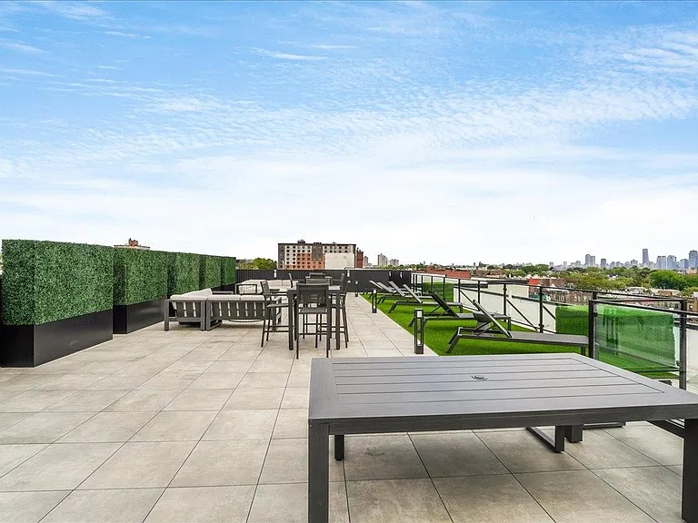 660 Grand St #310 — Photo 35