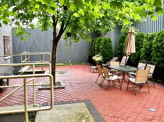 Rented by NY Living Solutions | media 18