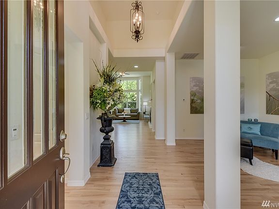 5th image of 23068 NE 139th Ct