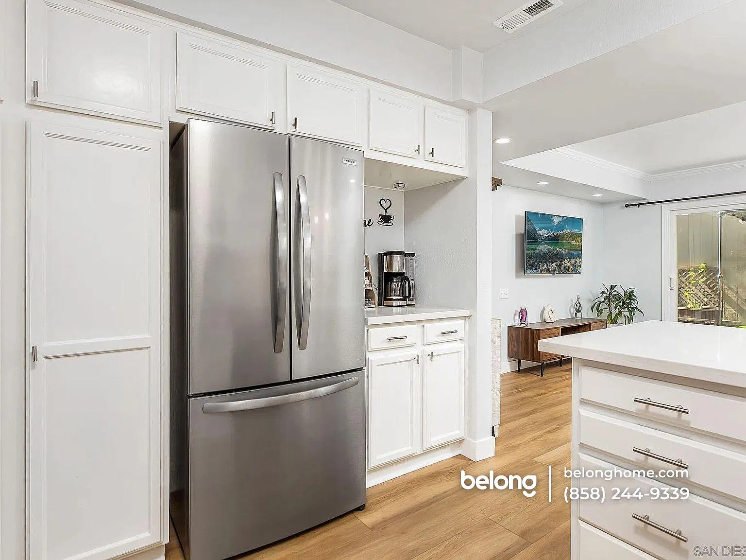 4 bed, 2.5 bath, 1694 sqft, $4,395 — Photo 2