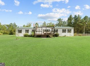 511 Cypress Bay Loop Rd, Pembroke, GA 31321