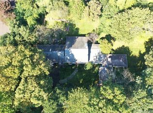 17 Old Farm Rd #R, Darien, CT 06820