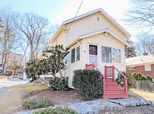 147 Main St, Reading, MA 01867