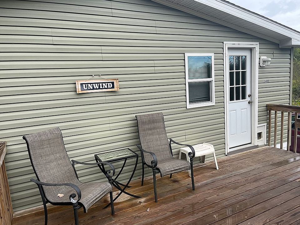 5489 Greensburg Rd