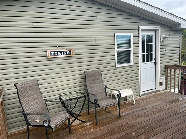 5489 Greensburg Rd, Apollo, PA 15613