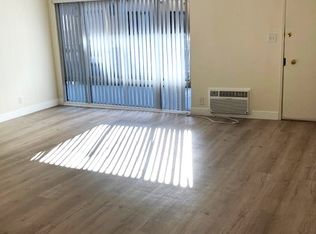 1140 N Clark St APT 207, West Hollywood, CA 90069