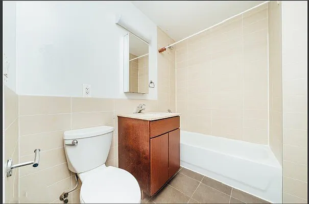 Rented by Realty Nerd | media 64