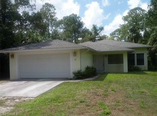 541 1st St NW, Naples, FL 34120