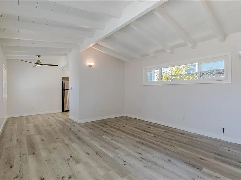 227 Avenida Victoria #B — Photo 9