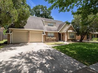 5938 Lattimer Dr, Houston, TX 77035