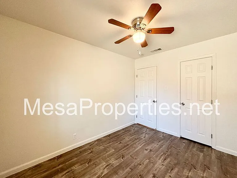 820 Caliente Dr — Photo 10