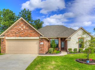 100 Racetrack Ln, Montgomery, TX 77356