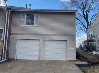 1576 Elder Dr, Aurora, IL 60506