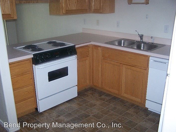 2nd image of 2508 NE Conners Ave APT 1