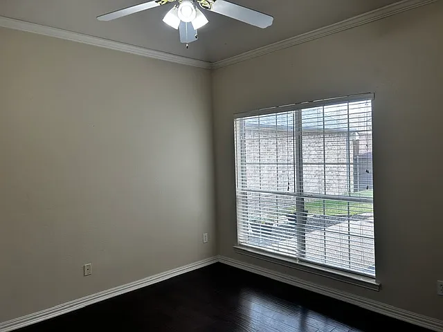 7512 Blossom Ln — Photo 14