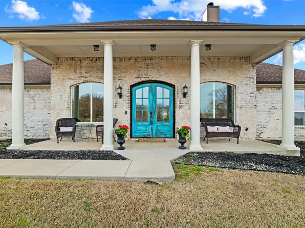 128 E Remuda Ct, Fort Worth, TX 76108