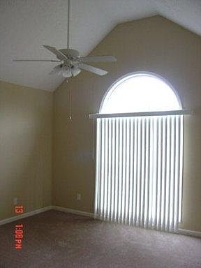4th image of 5015 Briarwood Ct