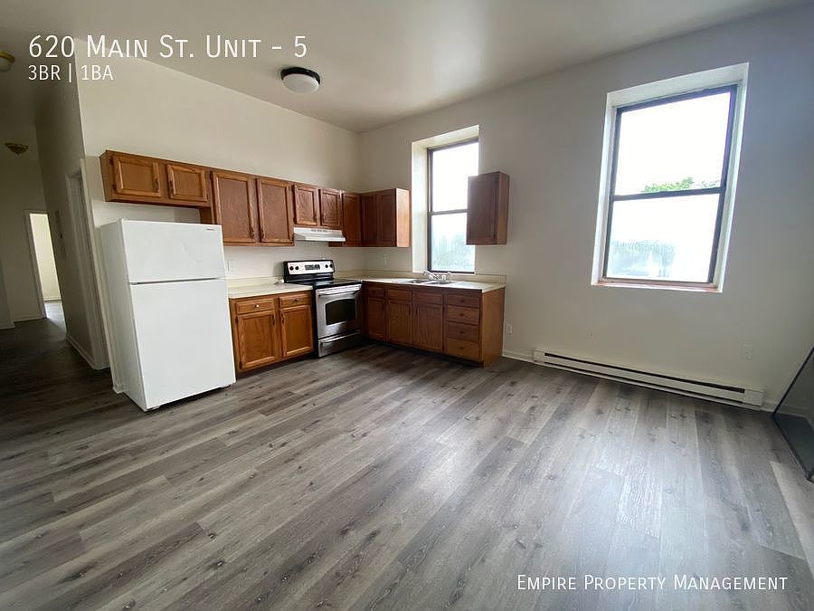 620 Main St Slatington, PA, 18080 Apartments for Rent Zillow