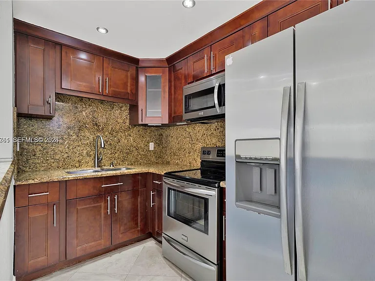 6200 W Flagler St #301 — Photo 2