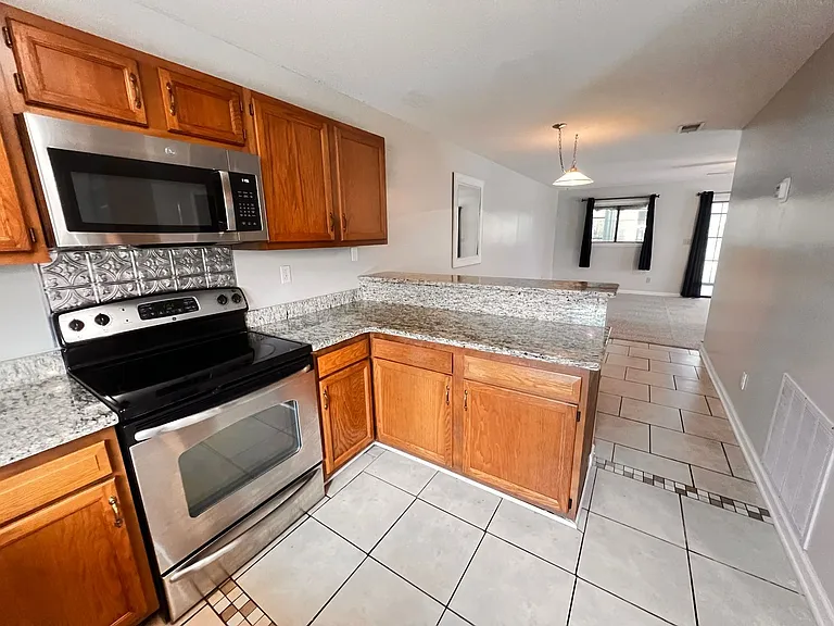 775 Plantation Dr #68 — Photo 5