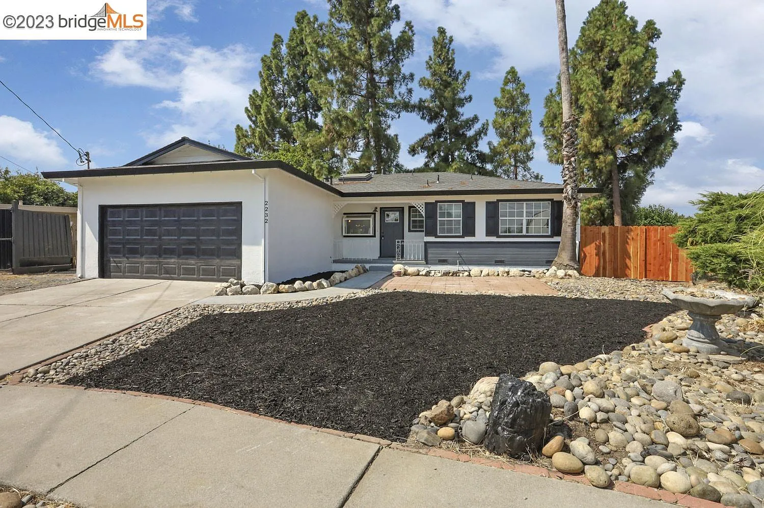 2232 Belle Ct photo 1